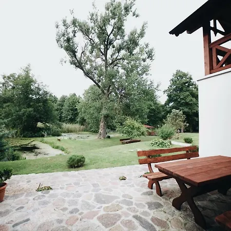 Gosciniec Kaszubski Las, Ruda 3 *