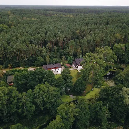 Gosciniec Kaszubski Las, Ruda 3 *